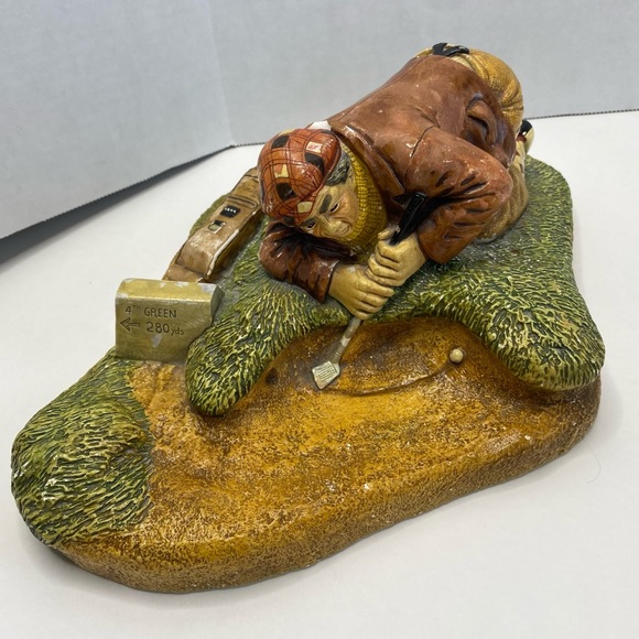 ''Bunkered'' - 1976 Congleton English Golfing Statue - Picture 2 of 10